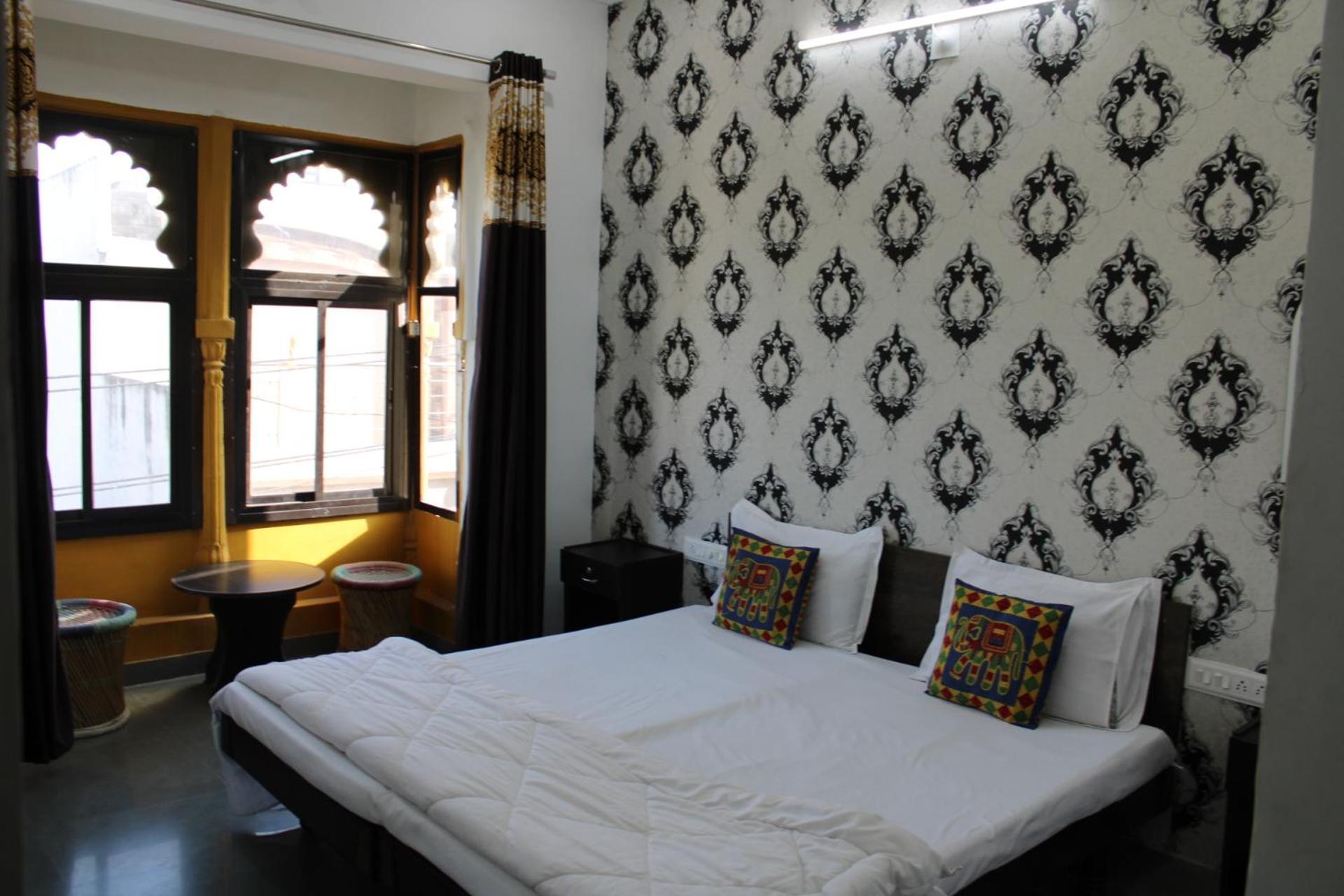 Hill Paradise Home Stay Udaipur Exterior photo
